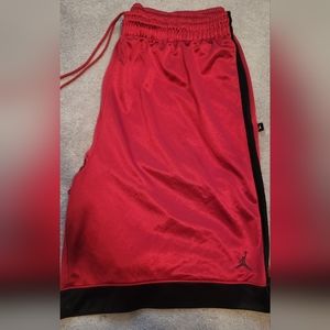 Men's basketball shorts